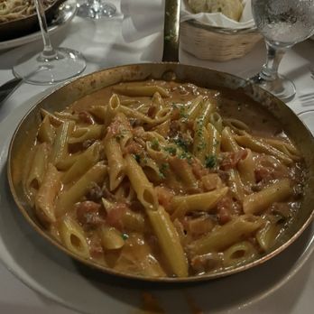 Salute - Penne ala vodka - Italian Near Me - Sarasota, Florida Salute - Penne ala vodka - Italian Near Me - Sarasota, Florida