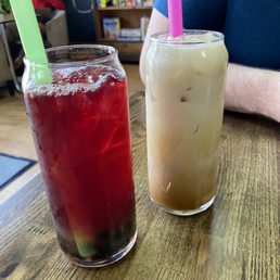 fruit tea with boba & iced latte