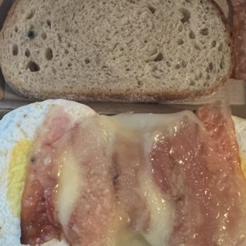 Dunkin' - Mold transferred to egg from bread : ( - Donuts Near Me - Bernalillo, New Mexico