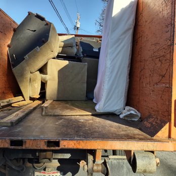 College Hunks Hauling Junk & Moving - Cincinnati - Nothing was placed in the truck, it was tossed. - Movers Near Me - Cincinnati, Ohio College Hunks Hauling Junk & Moving - Cincinnati - Nothing was placed in the truck, it was tossed. - Movers Near Me - Cincinnati, Ohio