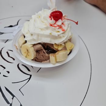 MR B'S ICE CREAM PARLOR - Updated December 2025 - 57 Photos & 91