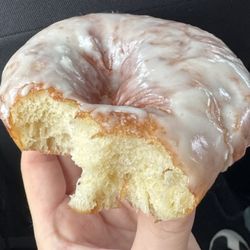 Budgie’s Bakeshop - Key lime donut