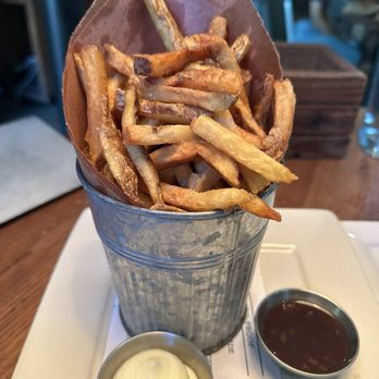 Leon's Full Service - Pommes Frites - Gastropubs Near Me - Decatur, Georgia Leon's Full Service - Pommes Frites - Gastropubs Near Me - Decatur, Georgia