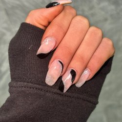 Bethpage Nail & Spa.