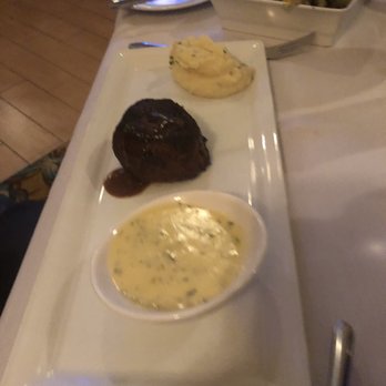 Courtside Steakhouse - Filet mignon 5oz - Steakhouses Near Me - Fort Myers, Florida Courtside Steakhouse - Filet mignon 5oz - Steakhouses Near Me - Fort Myers, Florida