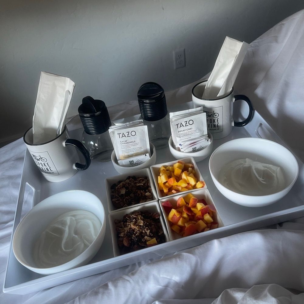 Spoke and Vine Motel - Breakfast delivered in morning - Hotels Near Me - Palisade, Colorado Spoke and Vine Motel - Breakfast delivered in morning - Hotels Near Me - Palisade, Colorado