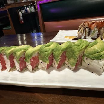 Hikari Sushi & Ramen - Sushi Bars Near Me - Corona, California