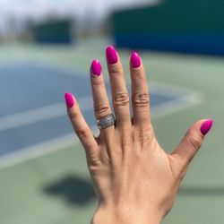 Happy Nails