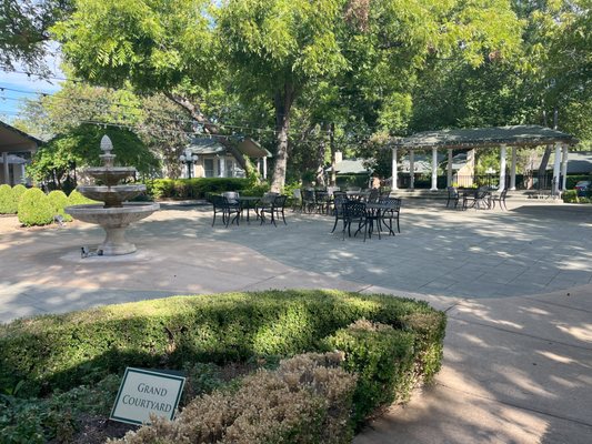 The Sanford House Inn & Spa by null