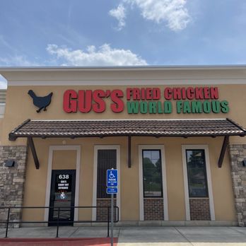 Gus's World Famous Fried Chicken - Lee's Summit - Outside - Southern Near Me - Lee's Summit, Missouri Gus's World Famous Fried Chicken - Lee's Summit - Outside - Southern Near Me - Lee's Summit, Missouri