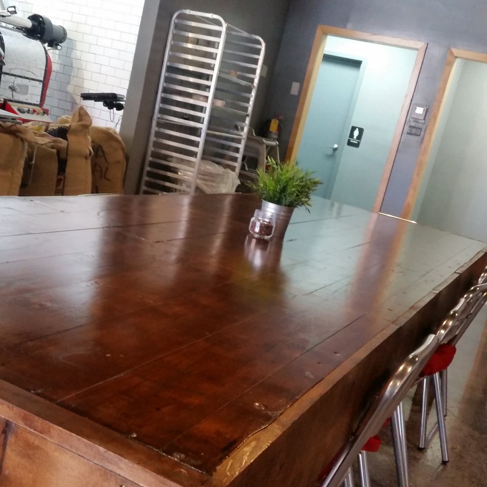 Roasting Buddies - Huge table - Coffee & Tea Near Me - Pembroke Pines, Florida Roasting Buddies - Huge table - Coffee & Tea Near Me - Pembroke Pines, Florida