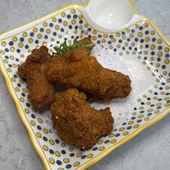 Amy Thai Bistro - Zab Wings - Thai Near Me - Brooklyn, New York
