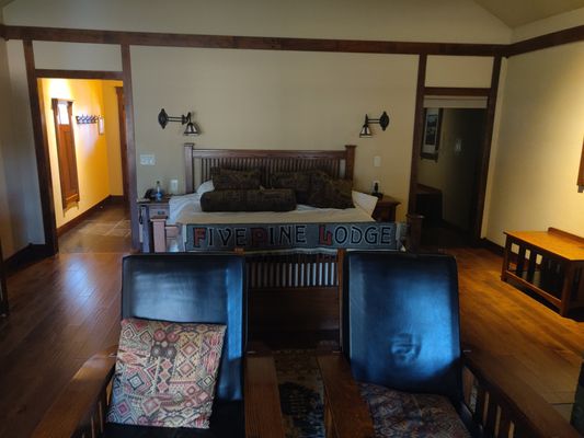 FivePine Lodge and Spa by null