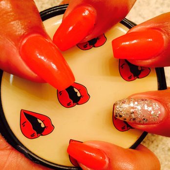 Nail Tech - Nail Salons Near Me - Ceres, California