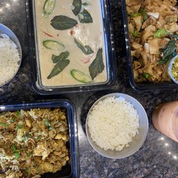 Pineapple Fried Rice, Green Curry (Kaeng Khiao Waan), pad see ew, Thai tea @cynthialuvsfood Pineapple Fried Rice, Green Curry (Kaeng Khiao Waan), pad see ew, Thai tea @cynthialuvsfood