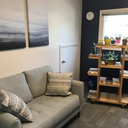 Lost River Wellness - Inside counseling room