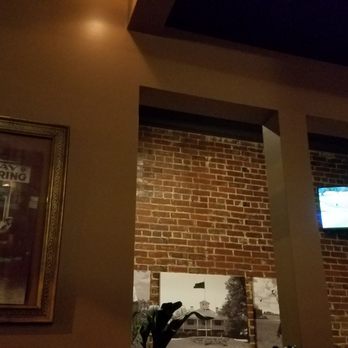 Frog Hollow Tavern - Wine Bars Near Me - Augusta, Georgia