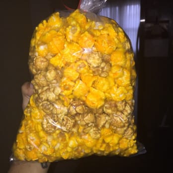 Popper-Razzi Gourmet Popcorn - Cheese/caramel mix - Popcorn Shops Near Me - Hazel Crest, Illinois Popper-Razzi Gourmet Popcorn - Cheese/caramel mix - Popcorn Shops Near Me - Hazel Crest, Illinois