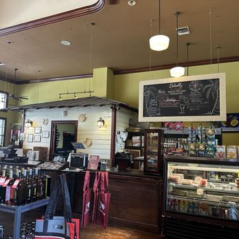 Schnebly Redland's Winery - Indoor - Wineries Near Me - Homestead, Florida