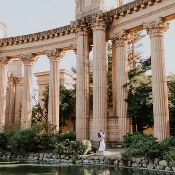 Kandace Photography - wedding photoshoot at the Palace of Fine Arts, San Francisco - Session Photography Near Me Kandace Photography - wedding photoshoot at the Palace of Fine Arts, San Francisco - Session Photography Near Me