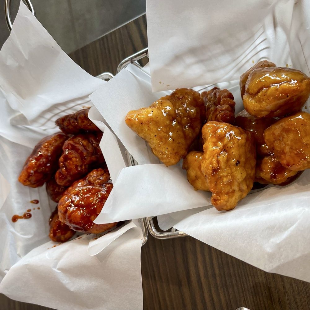 Mountain Mike's Pizza - Boneless wings (honey garlic & sticky kogi) - Chicken Wings Near Me - Pasadena, California Mountain Mike's Pizza - Boneless wings (honey garlic & sticky kogi) - Chicken Wings Near Me - Pasadena, California