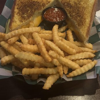 McBride's Pub & Grille - Pubs Near Me - Plainfield, Illinois
