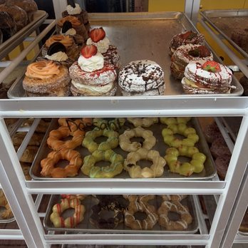 Friendly Donuts - Donuts Near Me - Orange, California Friendly Donuts - Donuts Near Me - Orange, California