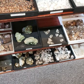 Silver Pyramid - Jewelry Near Me - Richardson, Texas