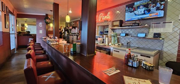 Eat'n Park Restaurant by null