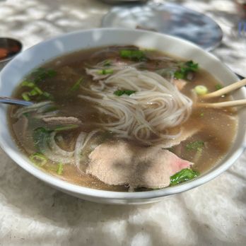 Alésia Restaurant - Pho Bowl - Vietnamese Near Me - Saint Petersburg, Florida Alésia Restaurant - Pho Bowl - Vietnamese Near Me - Saint Petersburg, Florida