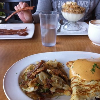 Cafe M - Del mar crepe, bacon , & yogurt sundae - Breakfast & Brunch Near Me - Berkeley, California