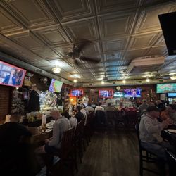 Sharky's Wings & Raw Bar