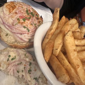 Perly's - Tuna bagel sandwich. Delish. - Delis Near Me - Richmond, Virginia Perly's - Tuna bagel sandwich. Delish. - Delis Near Me - Richmond, Virginia