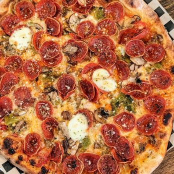 Hawt Pizza Co. - Lobo | Instagram: @telephonesmoothie - Pizza Near Me - Albuquerque, New Mexico