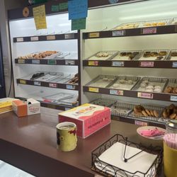 Yum-Ee Donuts