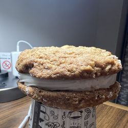 Bittersweet Bakery - Butterscotch Bourbon Oatmeal Cream Pie