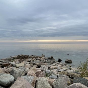 Lakeside Park - Landmarks & Historical Buildings Near Me - Oakville, Ontario