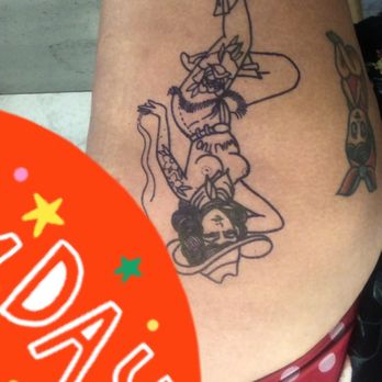 Lions Paw Tattoo - Tattoo Near Me - Everett, Washington Lions Paw Tattoo - Tattoo Near Me - Everett, Washington