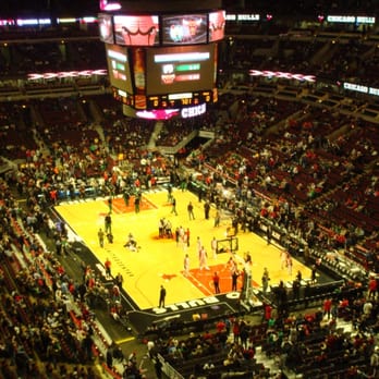 United Center - Pre-game Bulls vs Celtics, December 2009 - Stadiums & Arenas Near Me - Chicago, Illinois United Center - Pre-game Bulls vs Celtics, December 2009 - Stadiums & Arenas Near Me - Chicago, Illinois