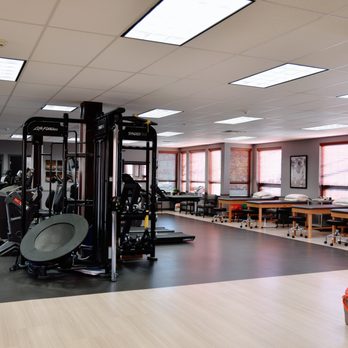 Amity Physical Therapy - Woodbridge Gym - Sports Medicine Near Me - Woodbridge, Connecticut Amity Physical Therapy - Woodbridge Gym - Sports Medicine Near Me - Woodbridge, Connecticut