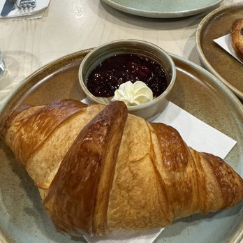 1931 Gallery Bistro - Croissant with homemade jam - Breakfast & Brunch Near Me - Vancouver, British Columbia 1931 Gallery Bistro - Croissant with homemade jam - Breakfast & Brunch Near Me - Vancouver, British Columbia
