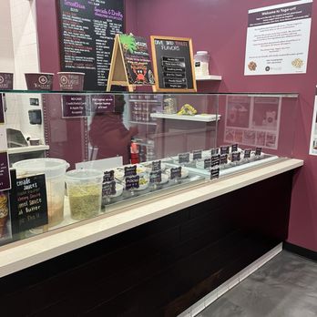 Yoga-urt - Ice Cream & Frozen Yogurt Near Me - Los Angeles, California