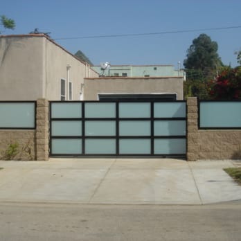 Brothers Construction - Block wall fence higher than standard was installed. Special permit called variance was obtained by the city to perform by code. - General Contractors Near Me - Woodland Hills, California Brothers Construction - Block wall fence higher than standard was installed. Special permit called variance was obtained by the city to perform by code. - General Contractors Near Me - Woodland Hills, California