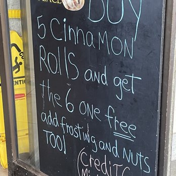Cinnamon Roll Place - Bakeries Near Me - Kihei, Hawaii Cinnamon Roll Place - Bakeries Near Me - Kihei, Hawaii