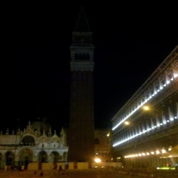 Piazza San Marco - Piazza San Marco at night - Public Plazas Near Me - Venezia, VE Piazza San Marco - Piazza San Marco at night - Public Plazas Near Me - Venezia, VE