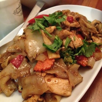 Spice & Wine Thai - Thai Near Me - North Bondi, NSW