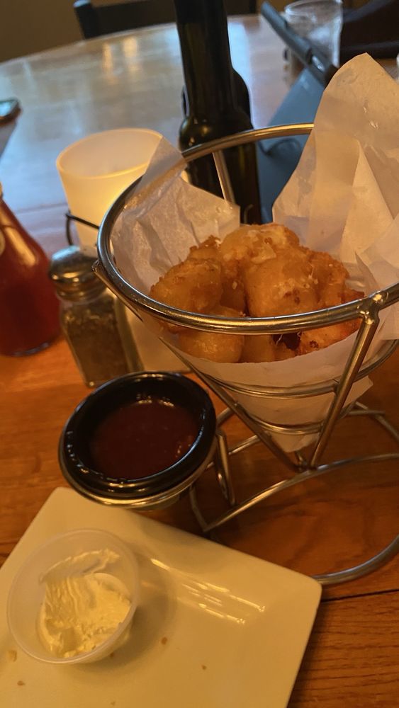 Food from Fork & Dagger Ale Haus