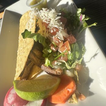 Ta Con Todo - Carne taco (skip this guy) - Mexican Near Me - Livermore, California