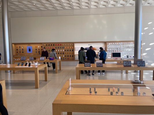 APPLE SCOTTSDALE FASHION SQUARE - Updated June 2025 - 81 Photos & 186