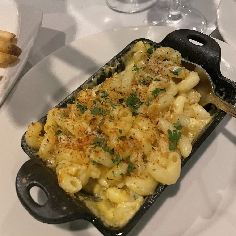 Averna - Mac n' cheese. No complaint. A bit oily but yummy. - Italian Near Me - Rye, New York